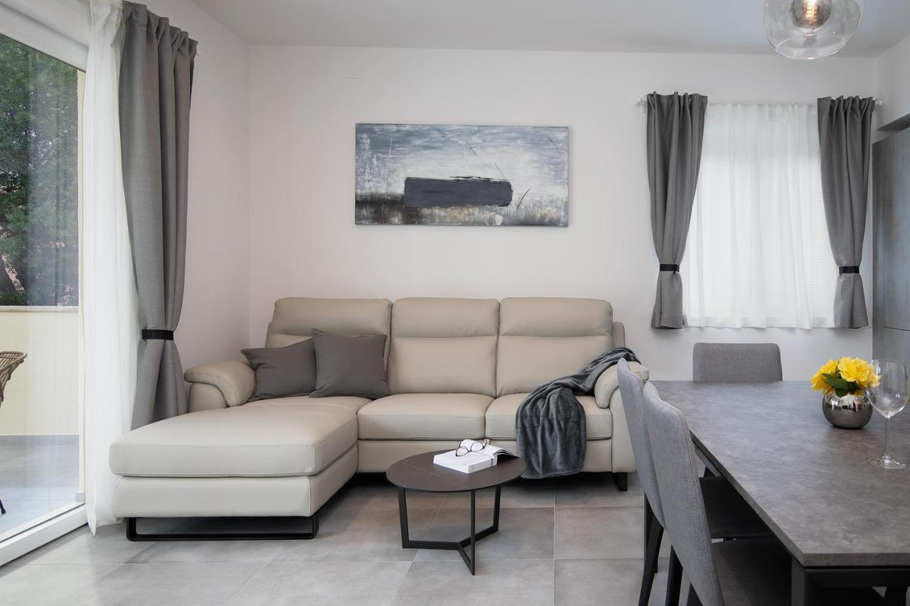 Igor Apartment